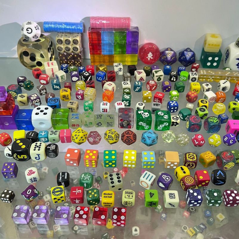 客製化骰子．透明色骰子