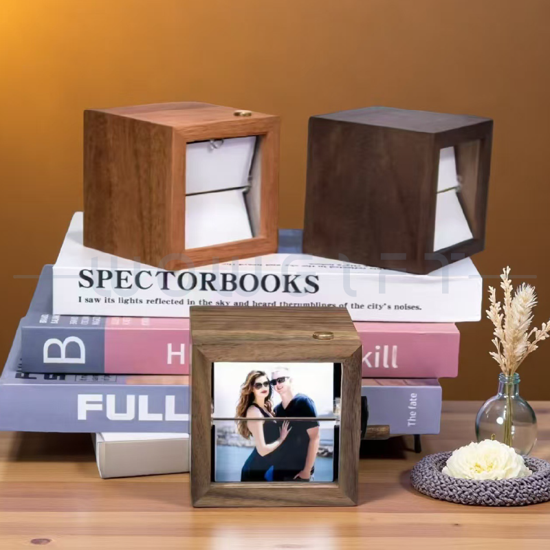 手搖翻頁發光相框客製．照片紀念