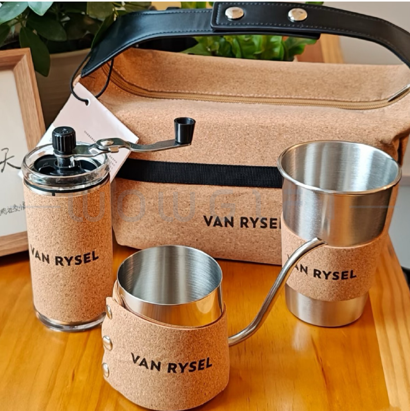 高質感皮革咖啡杯 4 件組．戶外手沖咖啡禮盒組