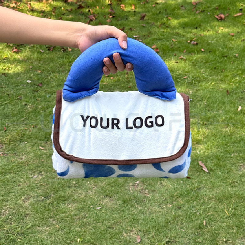 客製圖案毛毯．冬季辦公室暖心禮．企業團體活動贈品