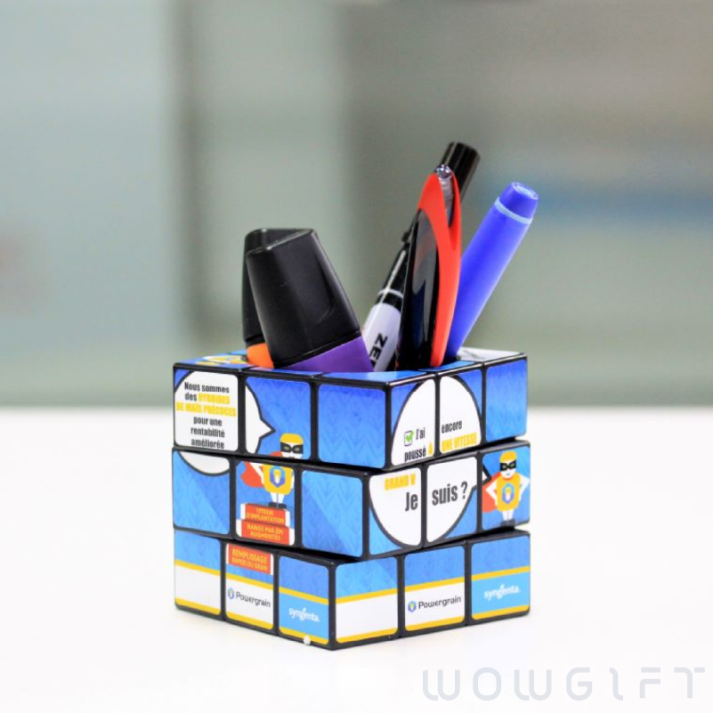 客製魔術方塊筆筒．Rubiks 旋轉磁吸桌面收納盒