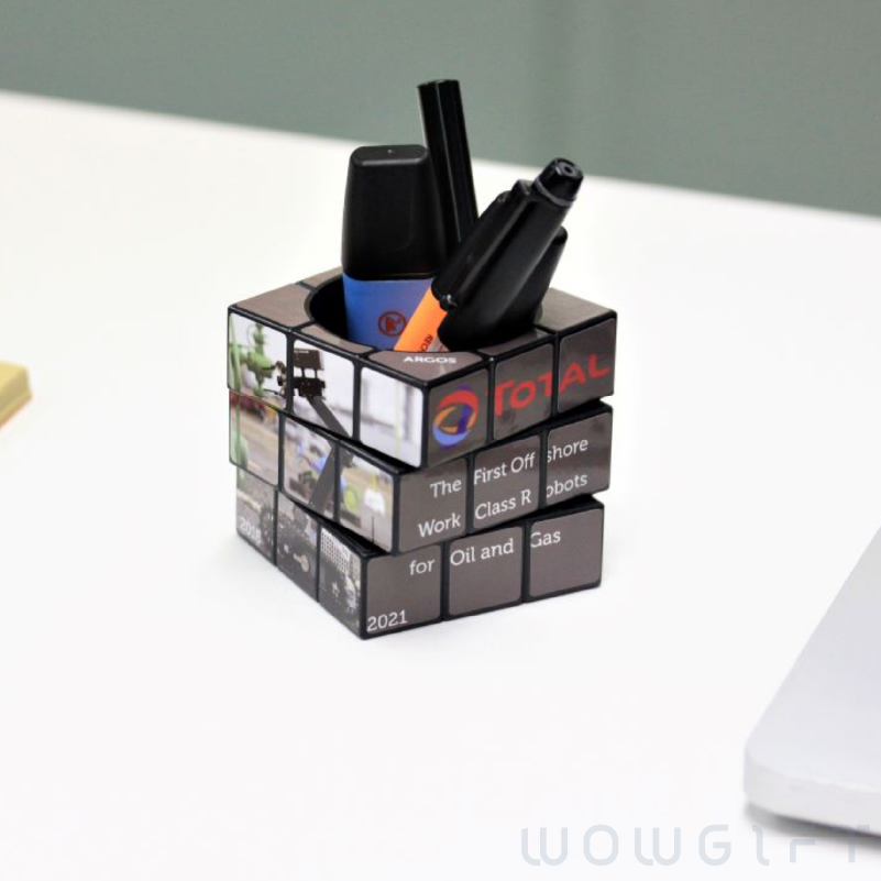 客製魔術方塊筆筒．Rubiks 旋轉磁吸桌面收納盒
