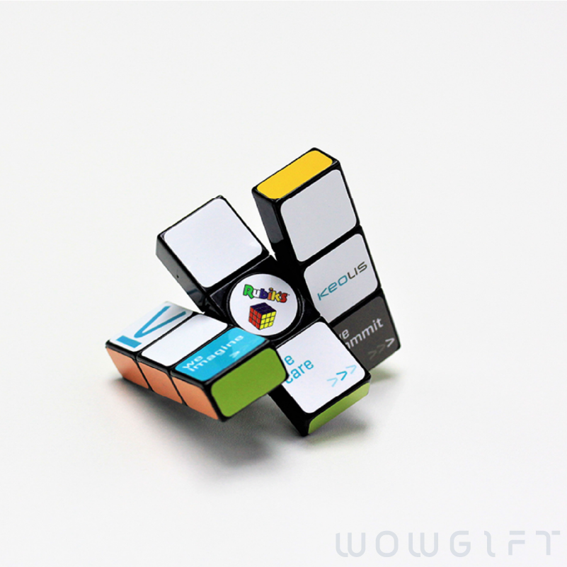 客製魔術方塊指尖陀螺．Rubiks 旋轉減壓玩具
