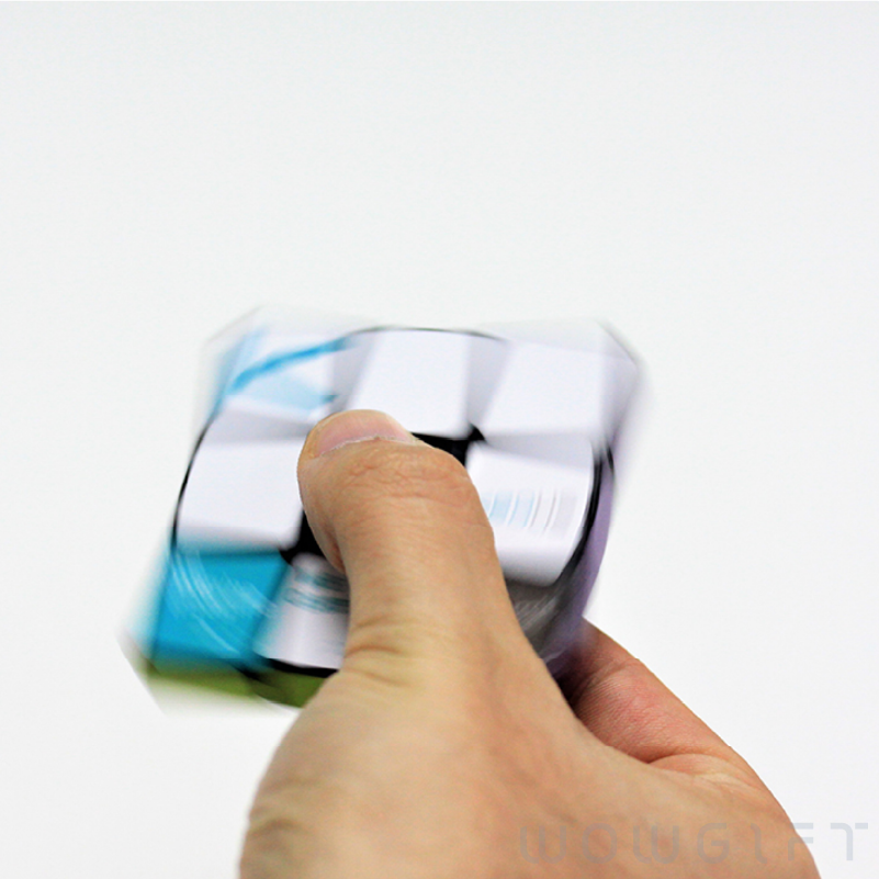 客製魔術方塊指尖陀螺．Rubiks 旋轉減壓玩具