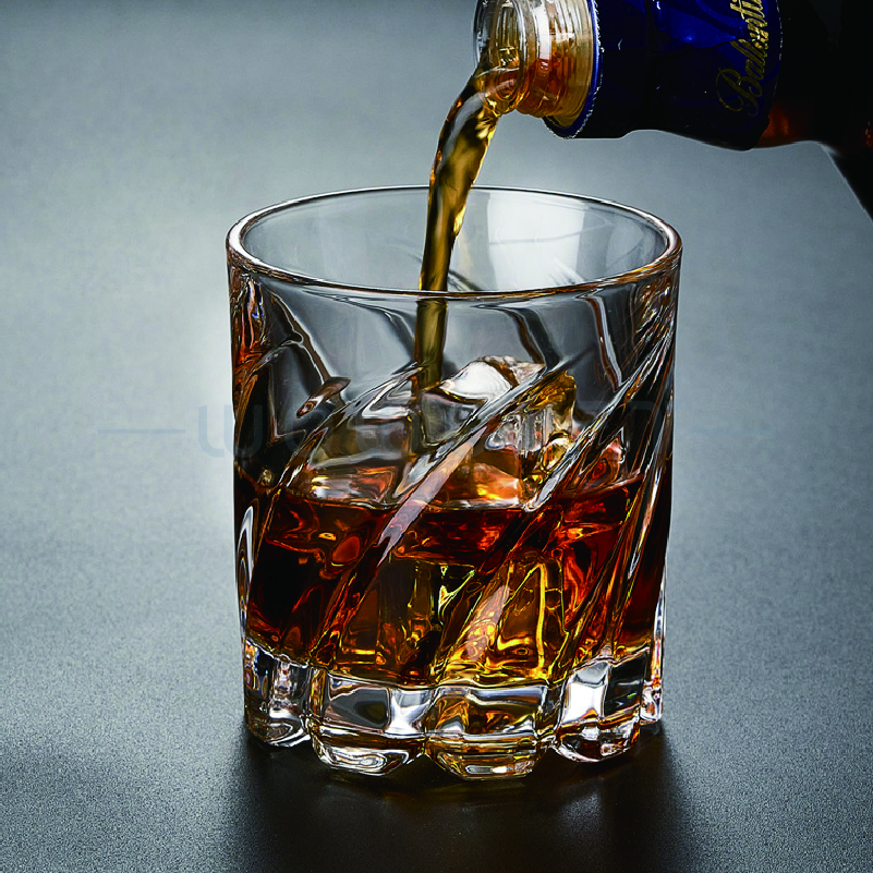 鑲鑽威士忌酒杯