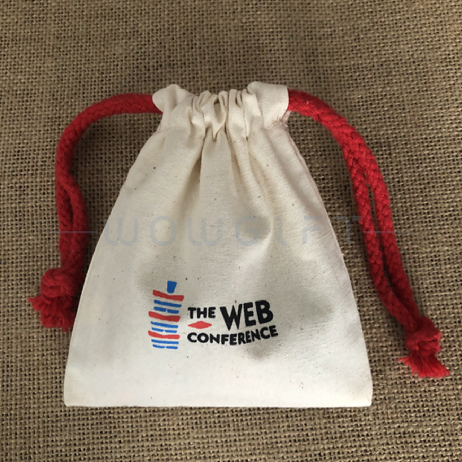 棉麻束口袋・抽繩設計（可印 LOGO｜禮品收納袋）