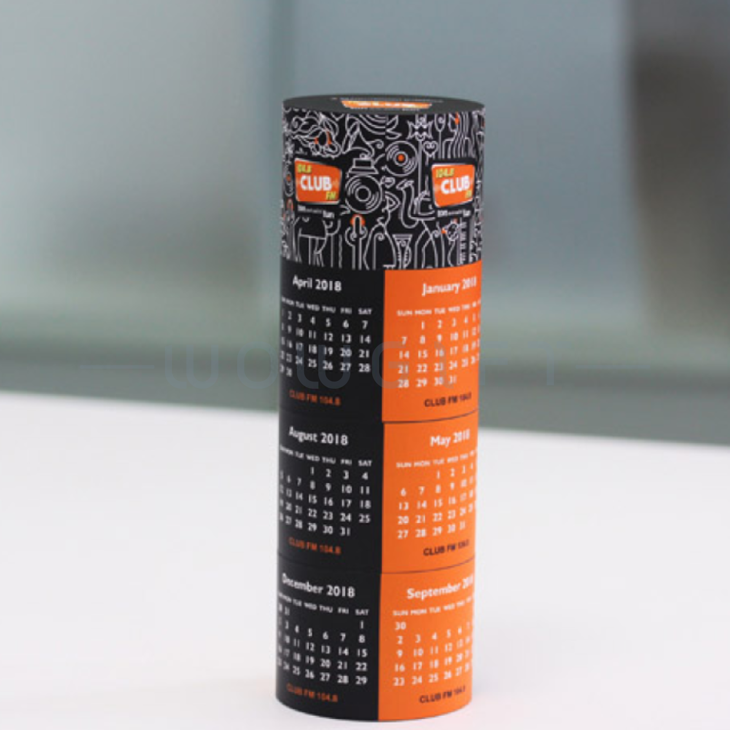 神奇 360° 圓形企業日曆．旋轉式互動桌上年曆