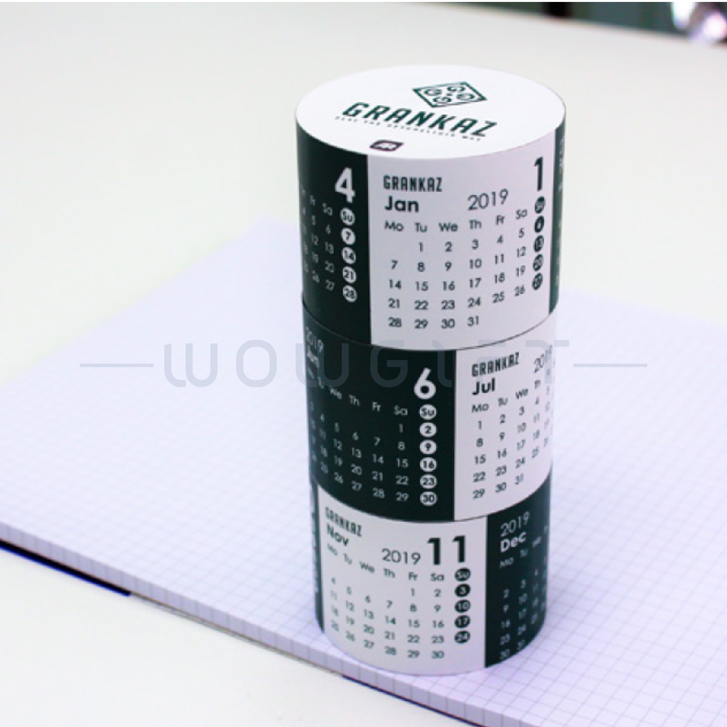 神奇 360° 圓形企業日曆．旋轉式互動桌上年曆